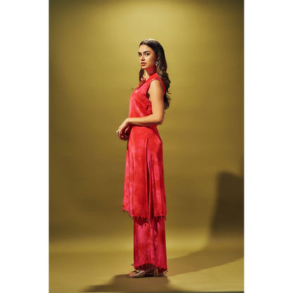 SAMMOHI BY MOKSHA & HIRAL Pink Tie And Dye Kurta Paired Up With Palazzo (Set of 2)