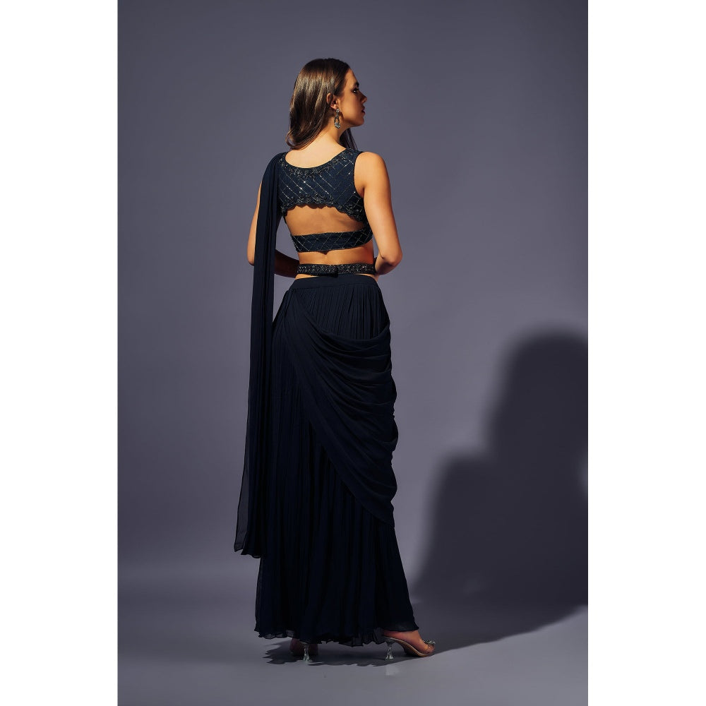 SAMMOHI BY MOKSHA & HIRAL Navy Blue Stitched Blouse With Palazzo And Drape And Belt (Set of 4)
