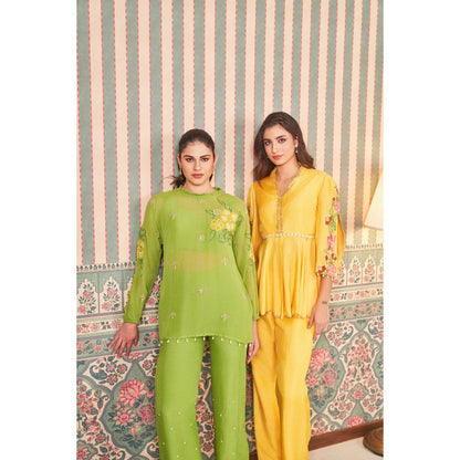 SAMMOHI BY MOKSHA & HIRAL Green Applique Hand Embroidery Co-Ord (Set of 2)