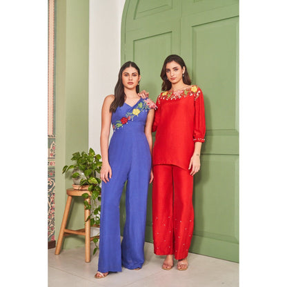 SAMMOHI BY MOKSHA & HIRAL Red Applique Hand Embellishments Co-Ord (Set of 2)