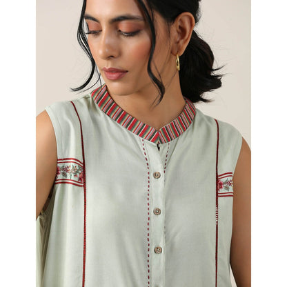 Samvrih Green Border Print Sleeveless Dress