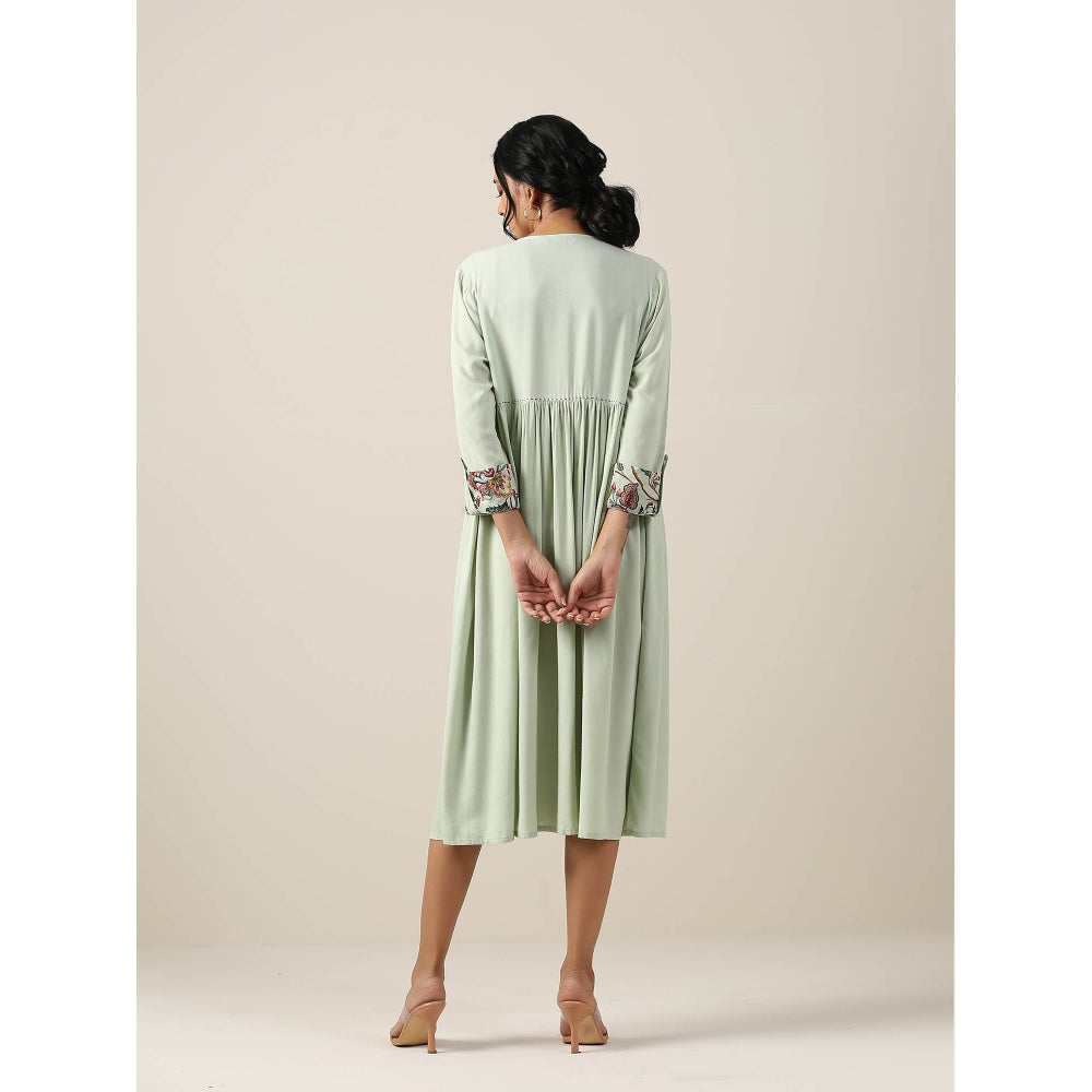Samvrih Green Dress