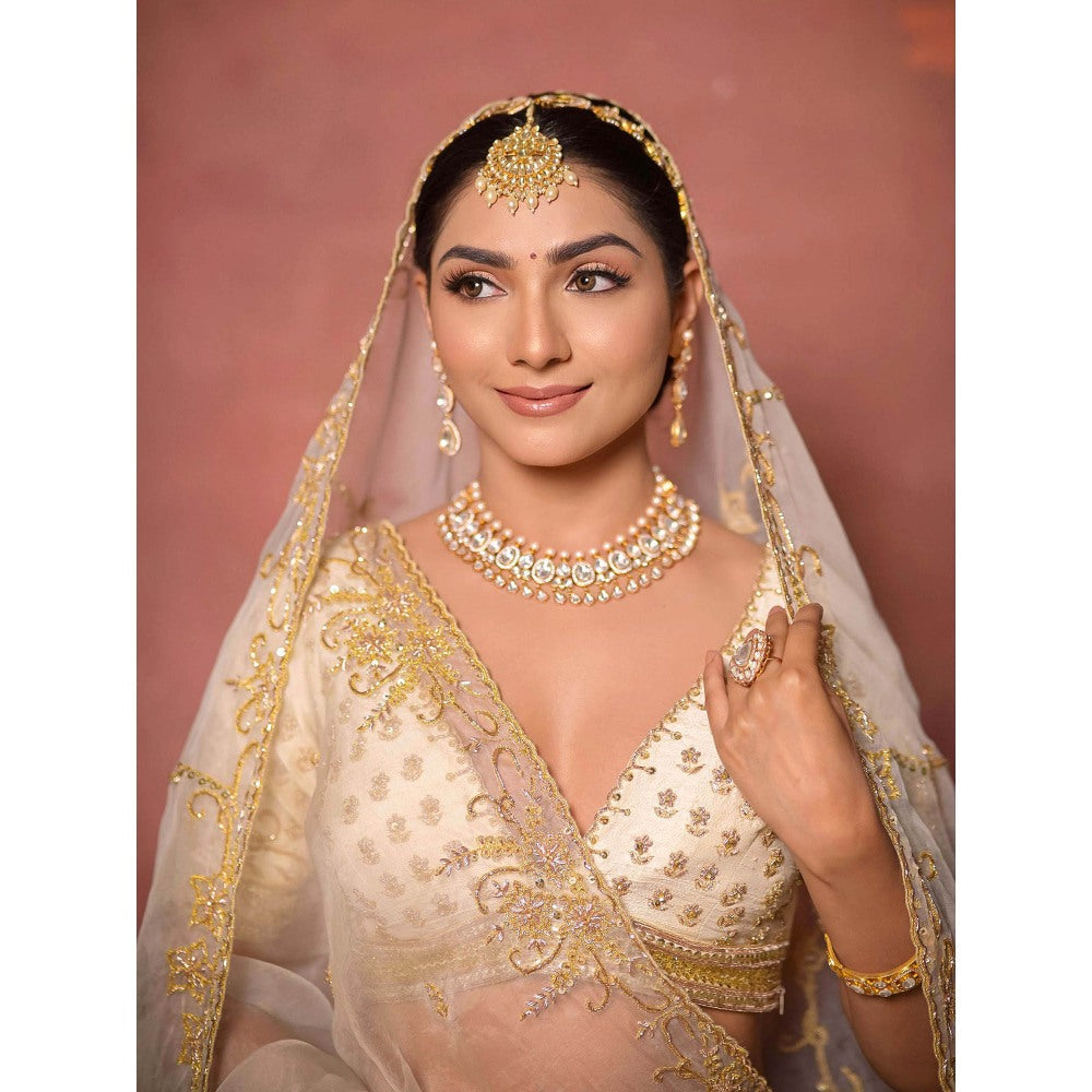 Sanjana Thakur Cream Bridal Lehenga with Blouse and 2 Dupatta (Set of 4)