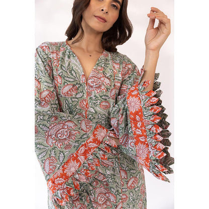 SHAAKHA Green Floral Printed Flared Sleeves V-Neck Kurta With Pant & Dupatta (Set of 3)