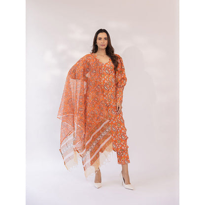 SHAAKHA Orange Paisley Printed Balloon Sleeve V-Neck Kurta With Pant & Dupatta (Set of 3)