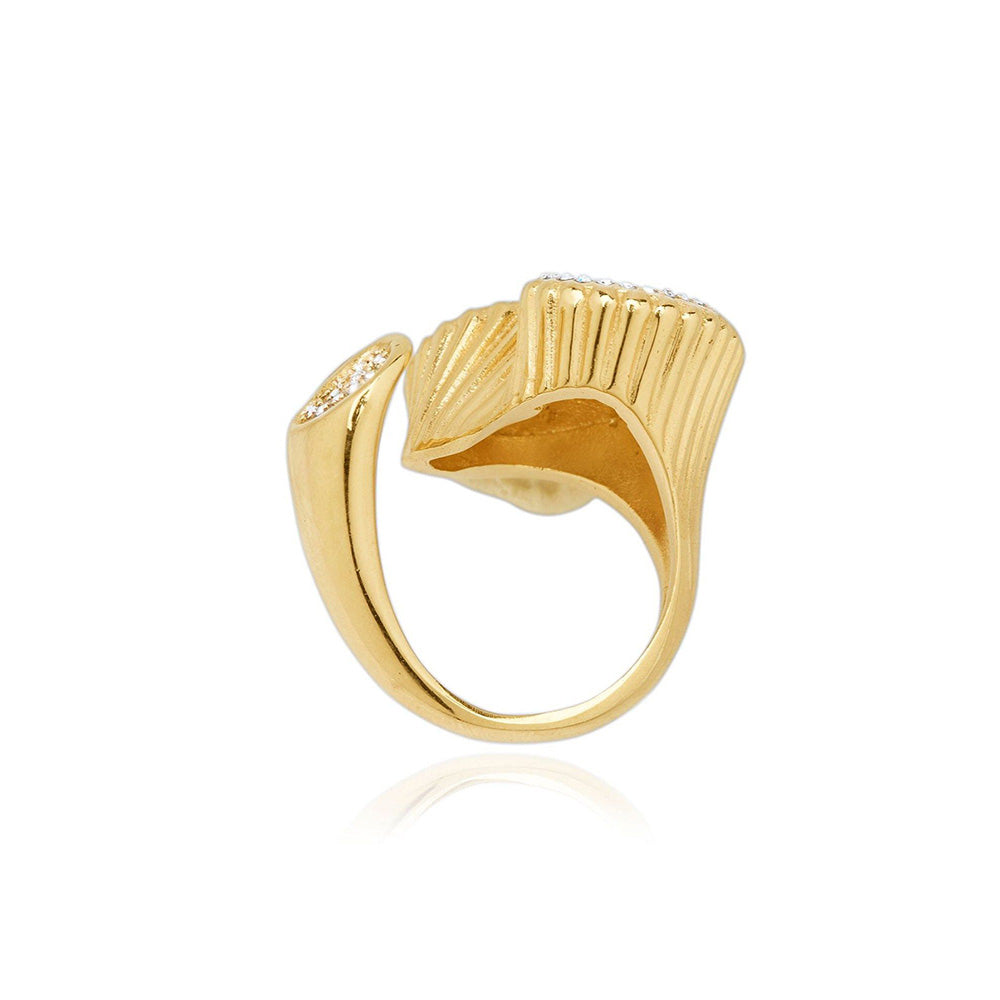 Shaze Prato Zircon Studded Turquoise Ring