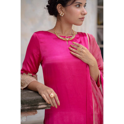 Sheela Suthar Pink Kurta with Pant and Dupatta (Set of 3)
