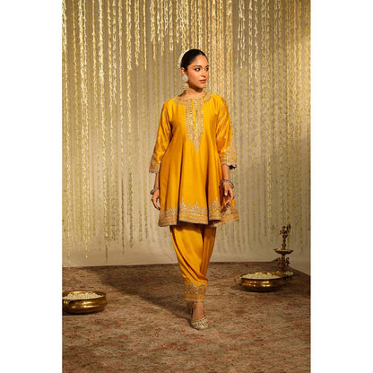 Sheetal Batra Warizah Kurta & Salwar with Dupatta-Mustard (Set of 3)