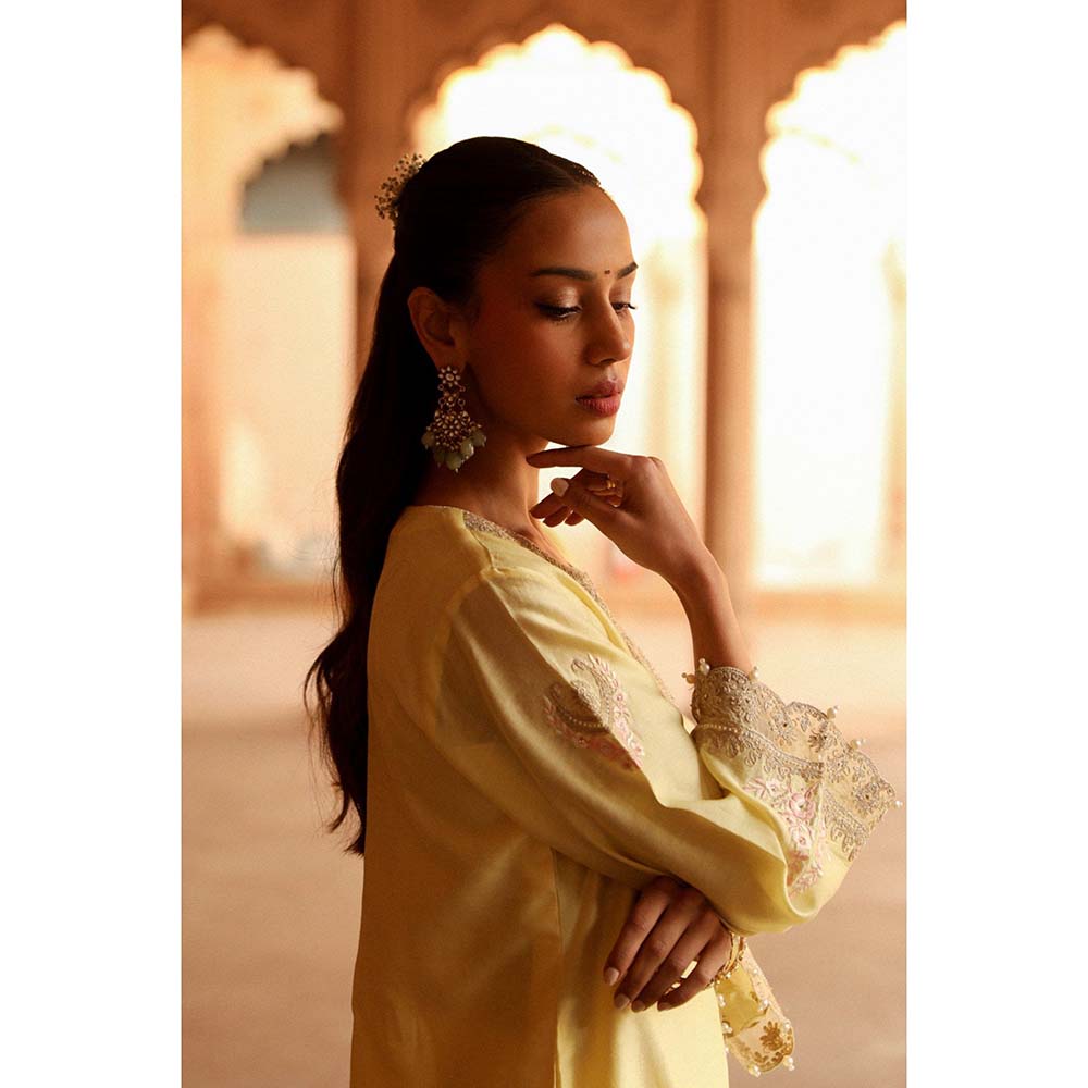 Sheetal Batra Yellow Short Kurta With Salwar (Set of 2)