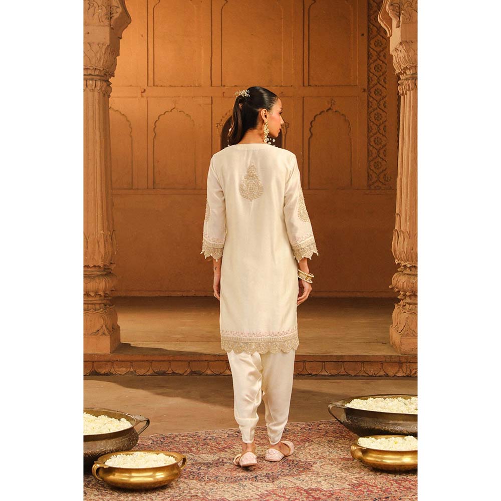 Sheetal Batra Ivory Short Kurta With Dhoti (Set of 2)