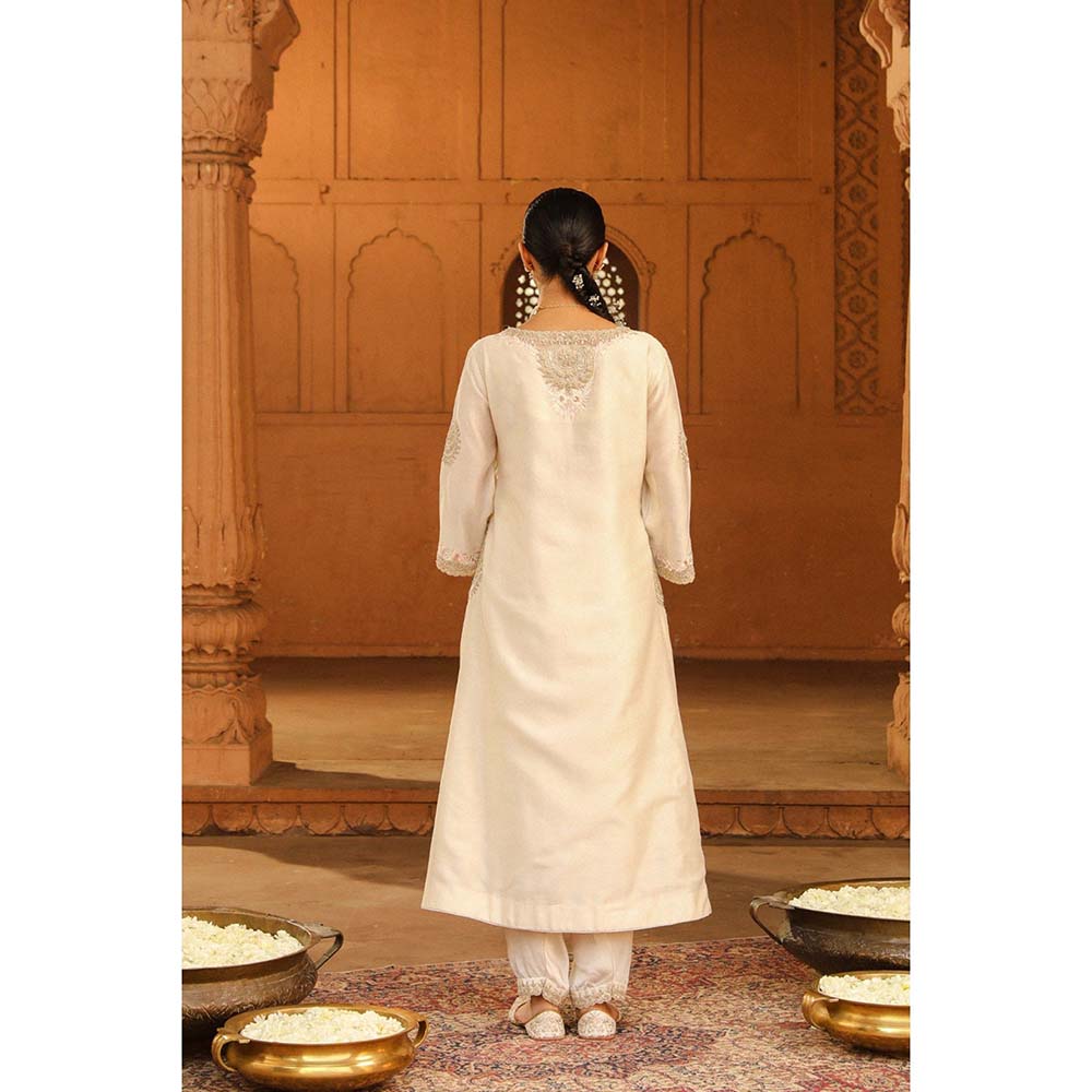 Sheetal Batra Ivory Kurta With Pant (Set of 2)