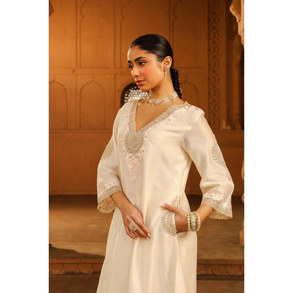 Sheetal Batra Ivory Kurta With Pant (Set of 2)