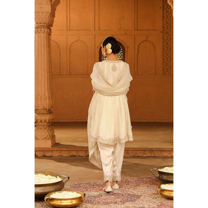 Sheetal Batra Ivory Short Kurta With Salwar And Dupatta (Set of 3)