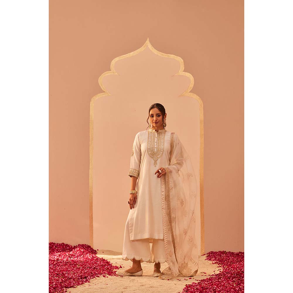 Sheetal Batra Ivory Zaniab Kurta With Palazzo And Dupatta (Set of 3)