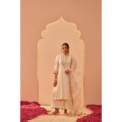 Sheetal Batra Ivory Zaniab Kurta With Palazzo And Dupatta (Set of 3)