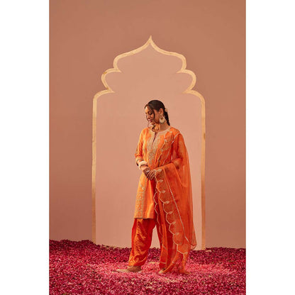 Sheetal Batra Orange Kurta With Salwar And Dupatta (Set of 3)