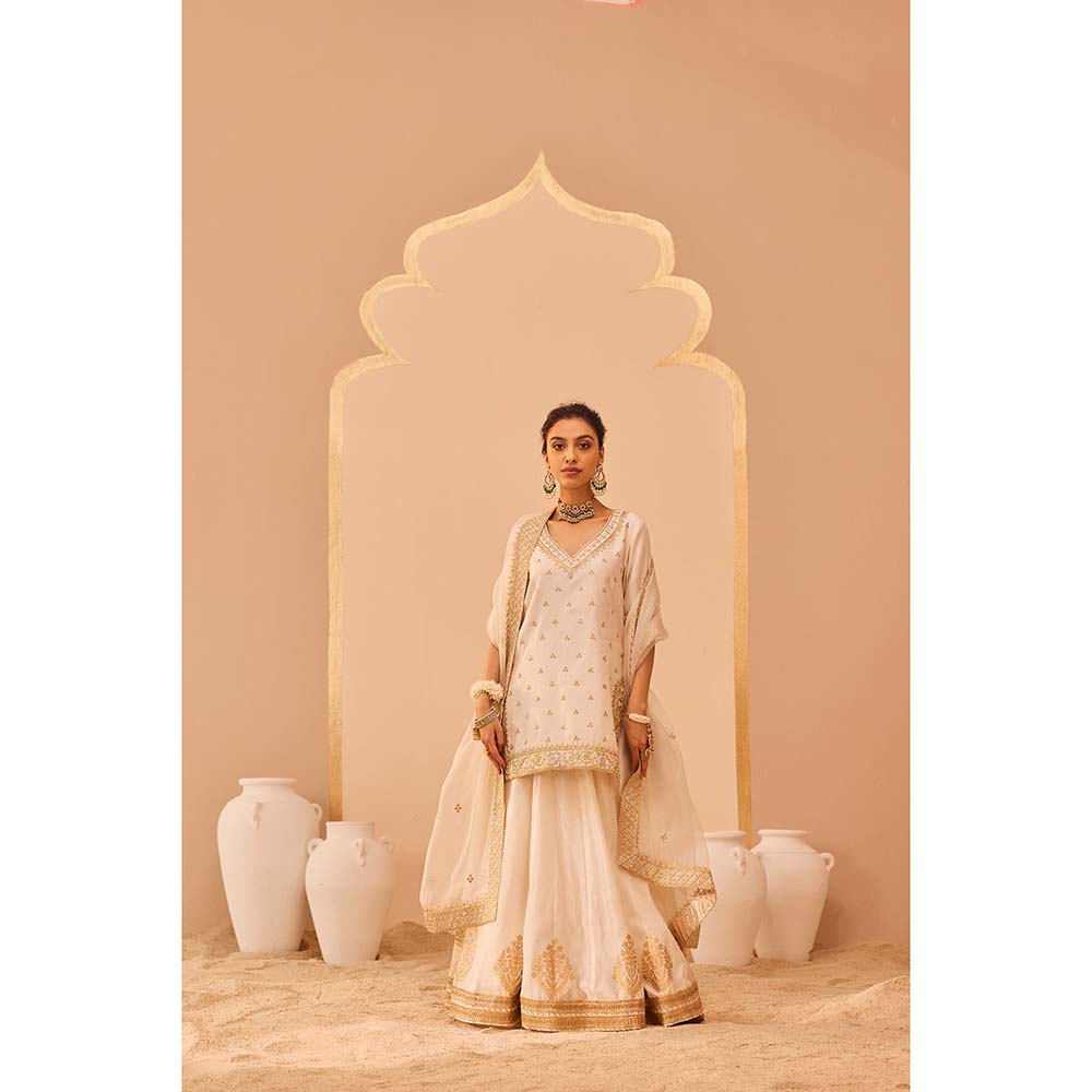 Sheetal Batra Ivory Faiza Kurta With Lehenga And Dupatta (Set of 3)