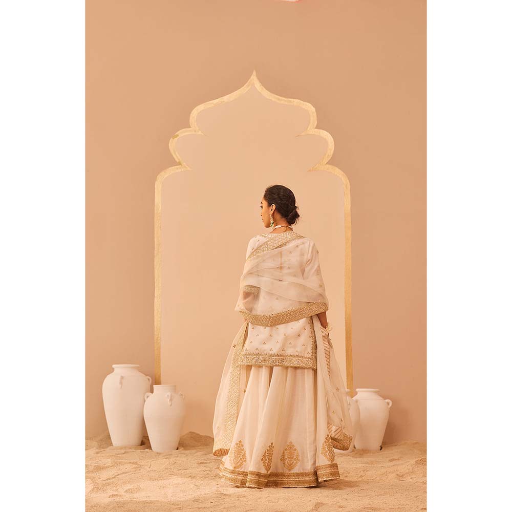Sheetal Batra Ivory Faiza Kurta With Lehenga And Dupatta (Set of 3)