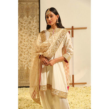 Sheetal Batra Ivory Intezaar Short Kurta with Salwar and Dupatta (Set of 3)