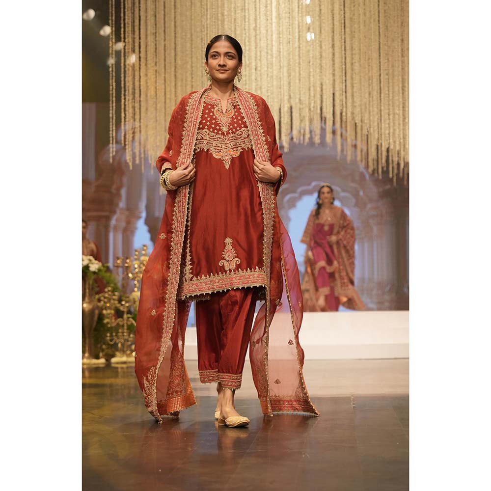 Sheetal Batra Maroon Kurta with Salwar and Dupatta (Set of 3)