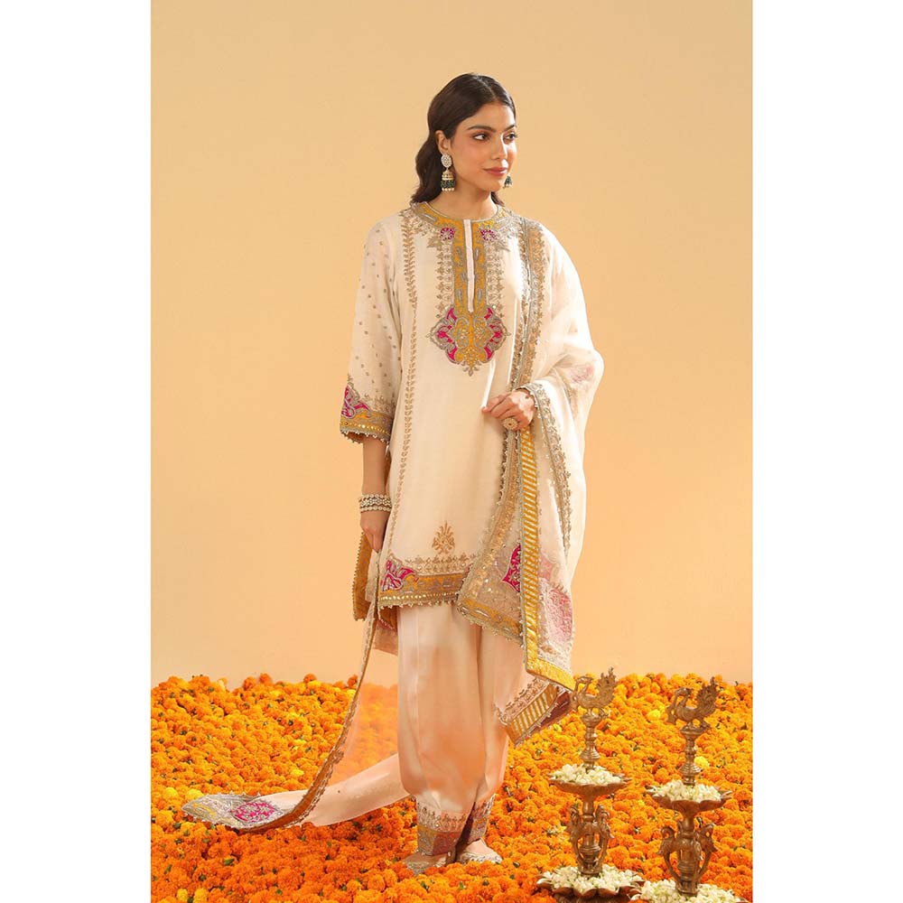 Sheetal Batra Ivory Short Kurta with Salwar and Dupatta (Set of 3)