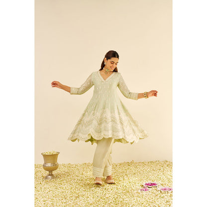Sheetal Batra Green Meeram Short Kurta with Salwar and Dupatta (Set of 3)