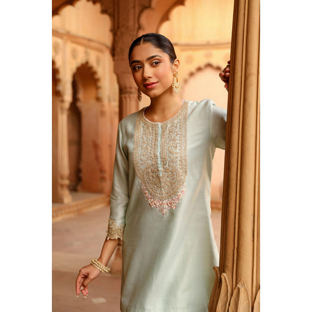 Sheetal Batra Arisa - Misty Green Kurta With Salwar And Dupatta