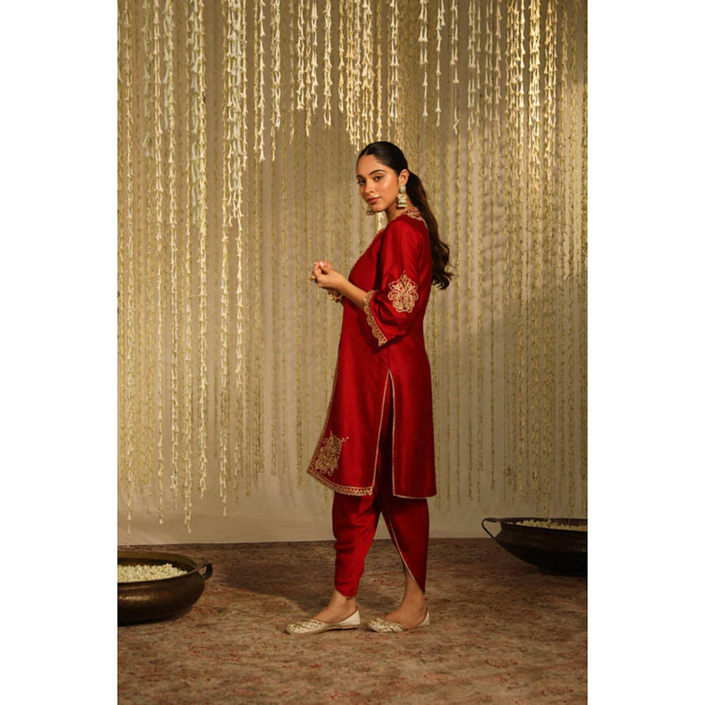 Sheetal Batra Gulbano - Deep Red Short Kurta With Dhoti And Dupatta