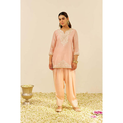 Sheetal Batra Haniya - Short Kurti With Salwar