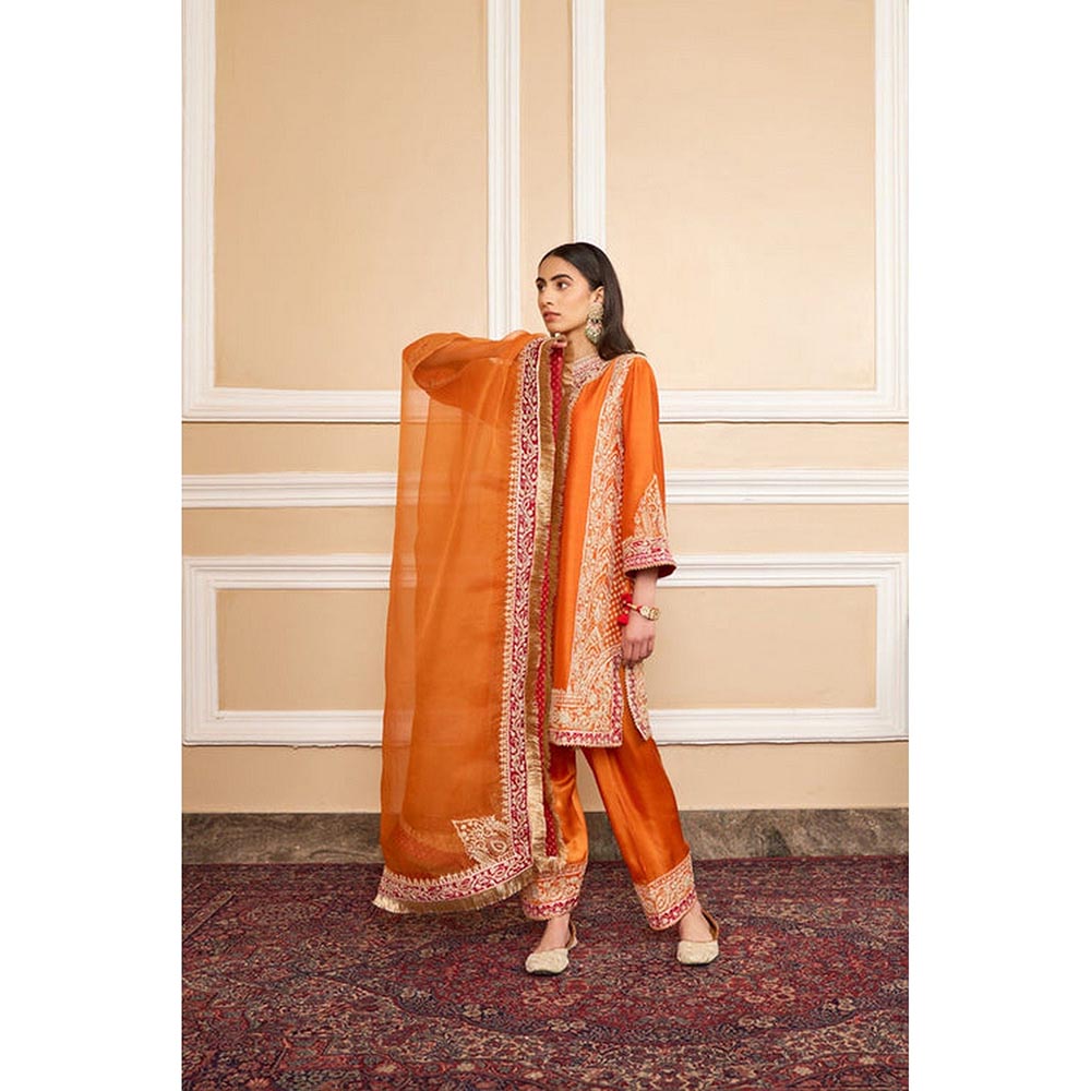 Sheetal Batra Chandni Girdhar In Naayaab - Orange Short Kurta With Salwar And Dupatta