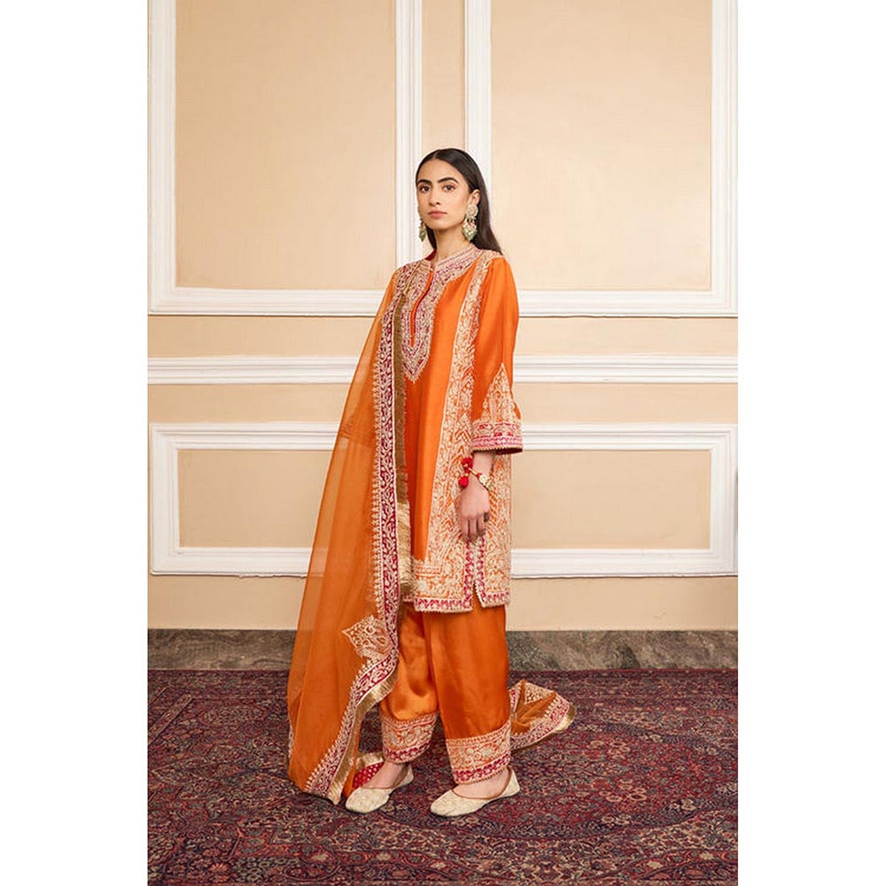 Sheetal Batra Chandni Girdhar In Naayaab - Orange Short Kurta With Salwar And Dupatta