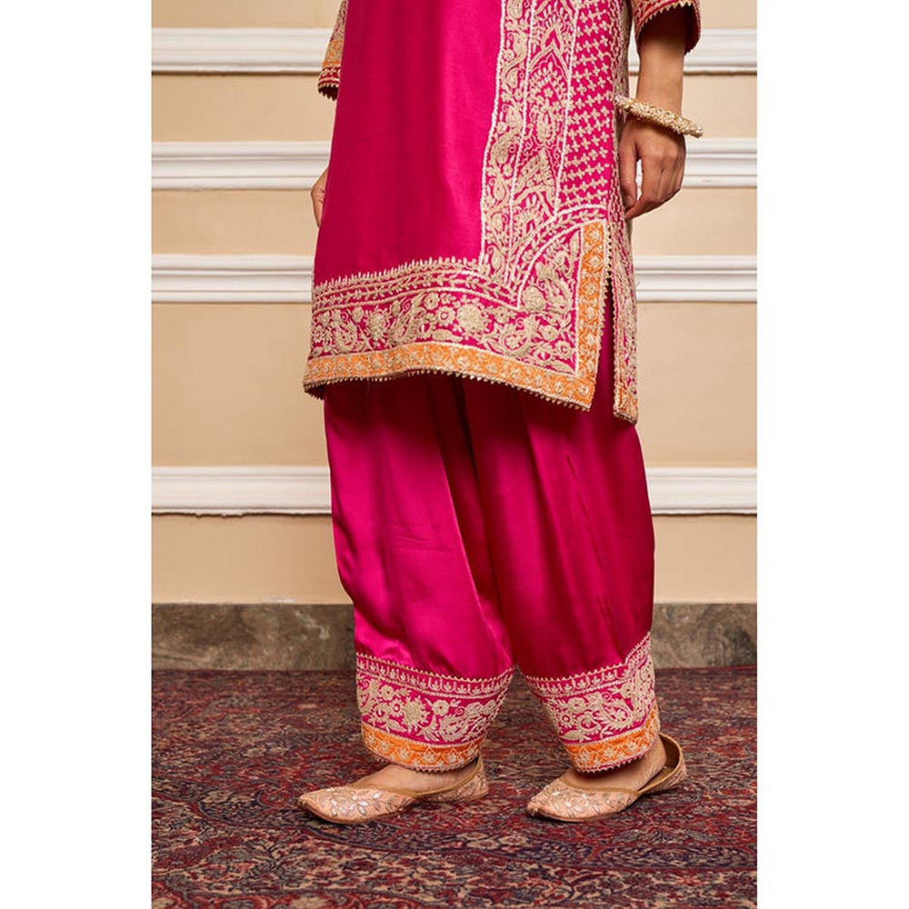 Sheetal Batra Jannat Khan In Naayaab - Hot Pink Short Kurta With Salwar And Dupatta