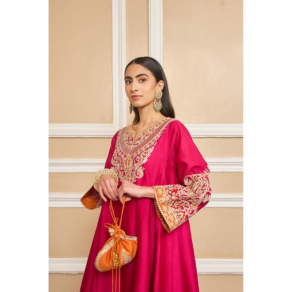 Sheetal Batra Niki Mehra In Mehrish - Hot Pink Short Kalidaar Choga With Salwar