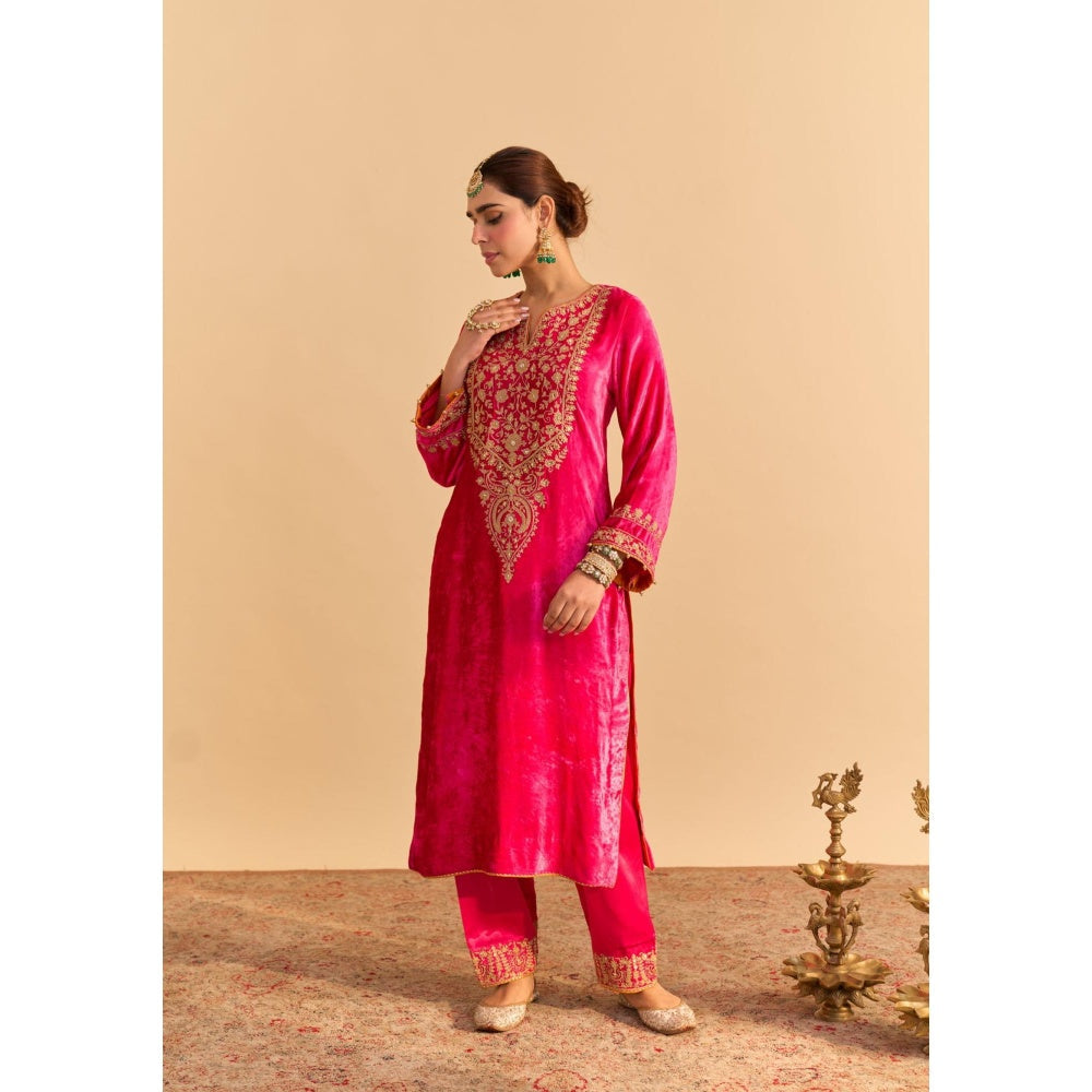 Sheetal Batra Fareeha Pink Velvet Embroidered Kurta With Salwar and Dupatta