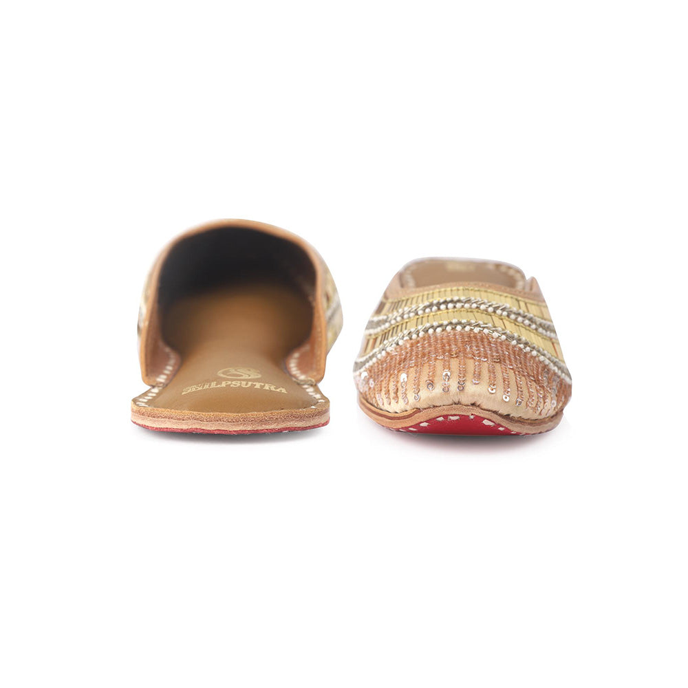 Shilpsutra Women Gold Raatkali Mules
