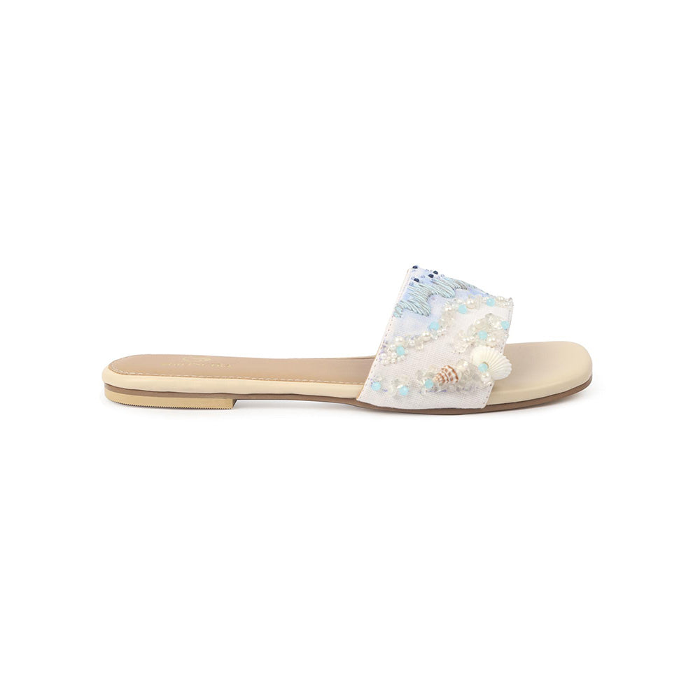 Shilpsutra Women White Sea Weave Flats
