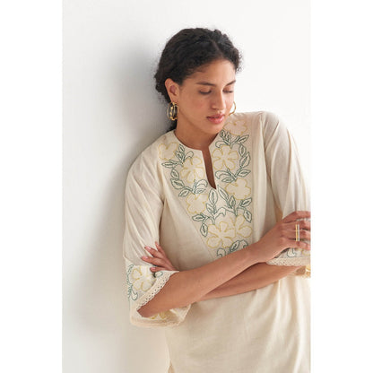 Shivani Bhargava Contour Cross-Stitch Off-White Co-Ord (Set of 2)