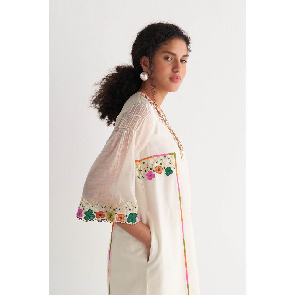 Shivani Bhargava Applique Streak Tape Kurta with Pants and Scalloped Dupatta (Set of 3)