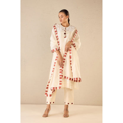 Shivani Bhargava Ivory Polka Detailing Kurta with Pant and Dupatta (Set of 3)