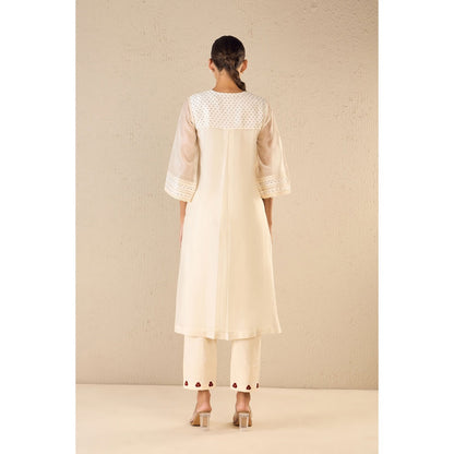 Shivani Bhargava Ivory Polka Detailing Kurta with Pant and Dupatta (Set of 3)