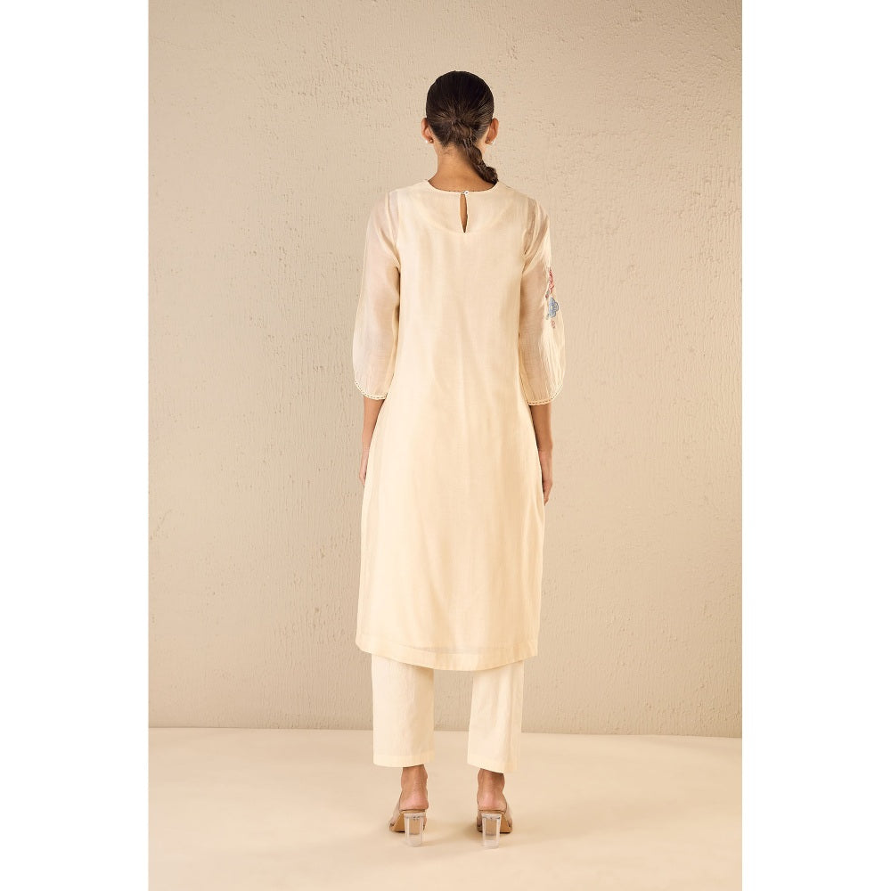 Shivani Bhargava Petal Patch Ivory Floral Kurta with Pant and Dupatta (Set of 3)