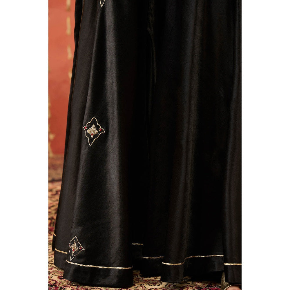 Shivani Bhargava Roli Ivory Silk Embroidered Short Kurta with Sharara and Dupatta (Set of 3)