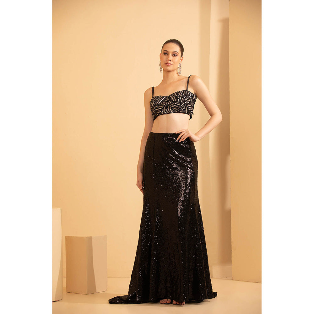 Shriya Dahlia Black Bustier with Fish Cut Skirt (Set of 2)