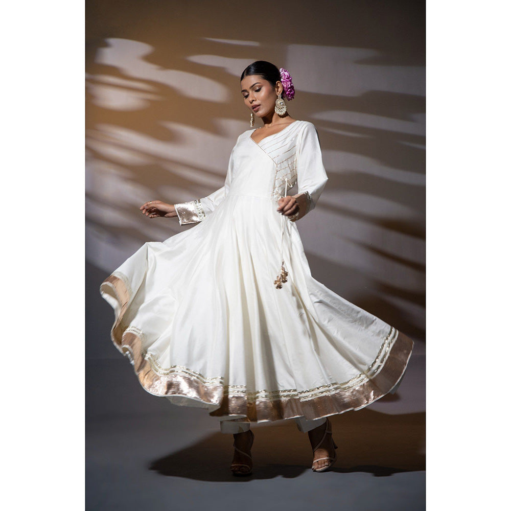 Shweta Dabas Fiza Ivory Angarkha Kurta with Pant and Dupatta (Set of 3)