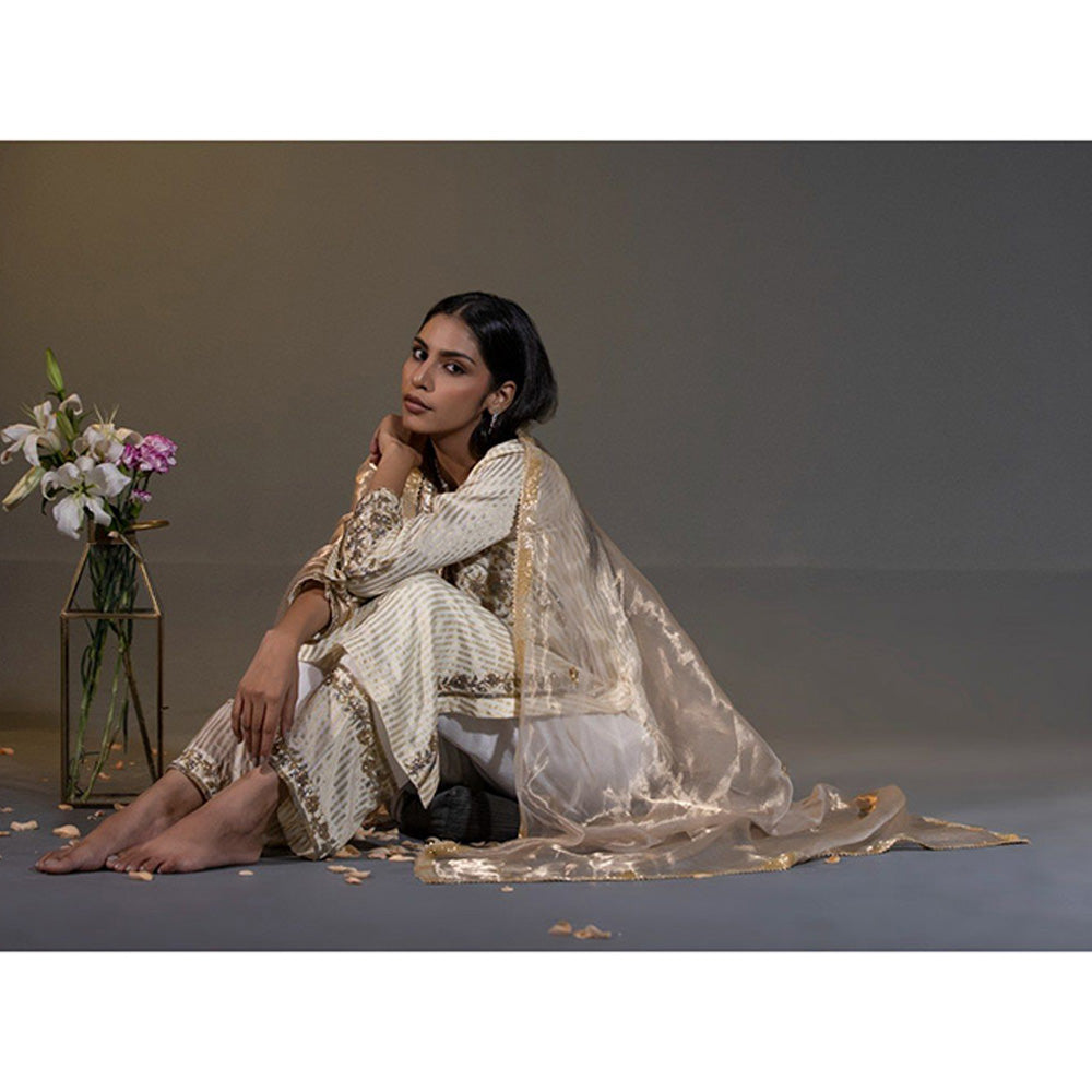 Shweta Dabas Ivory Pure Tissue Stripes Kurta with Pant and Dupatta (Set of 3)