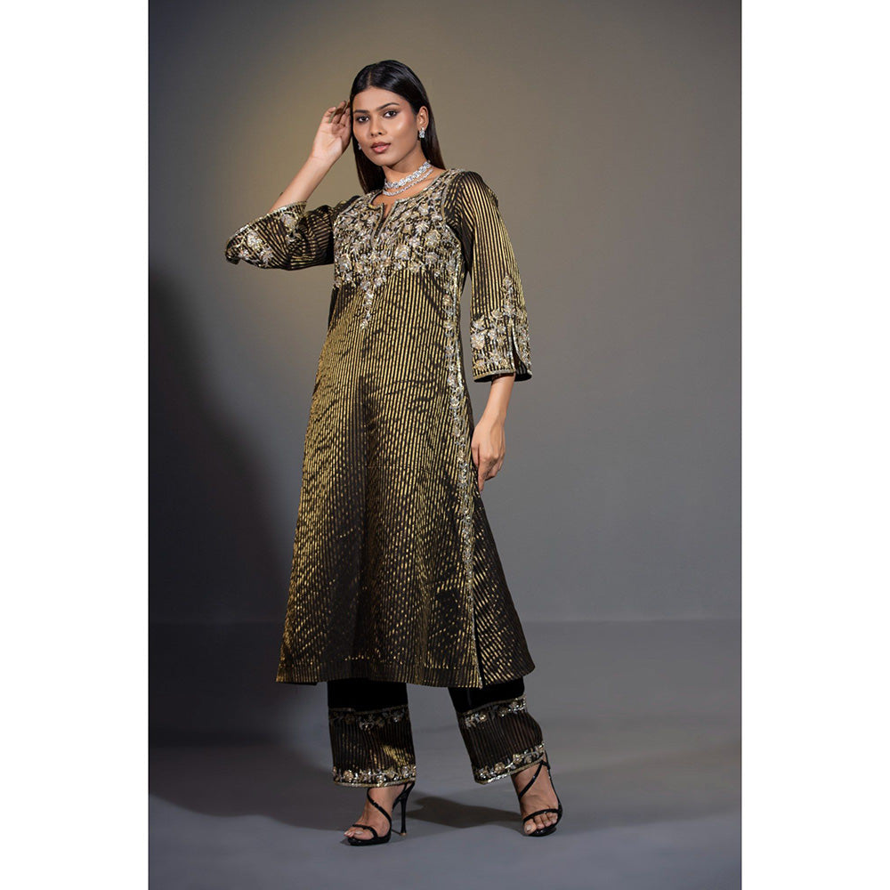 Shweta Dabas Black Pure Tissue Stripes Kurta with Pant and Dupatta (Set of 3)