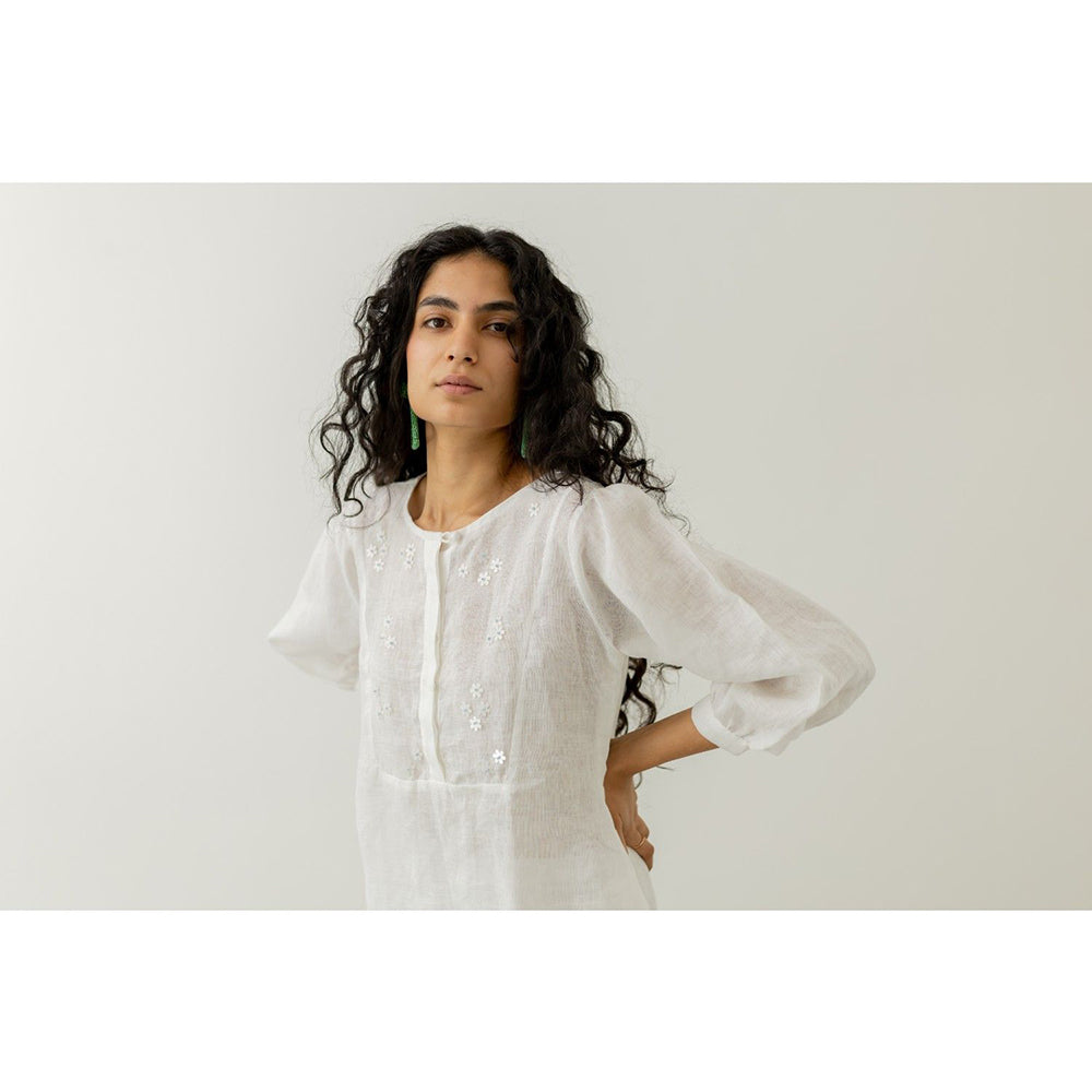 Silai Studio Pristine White Linen Kurta and Pants (Set of 2)