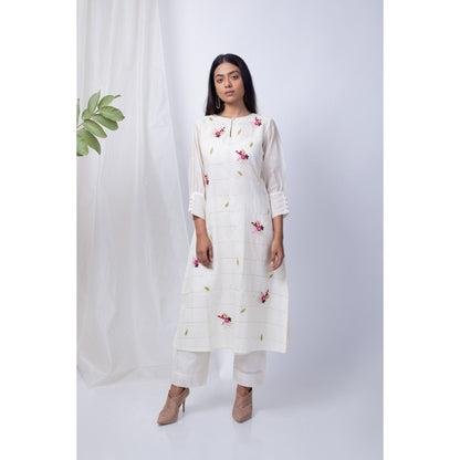Silai Studio Sufiyan White Kurta Pants with Dupatta (Set of 3)