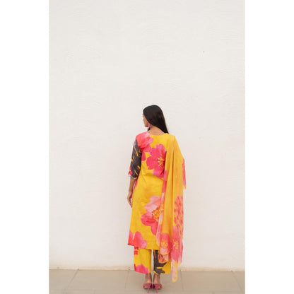 Silai Studio Floral Rhapsody Kurta