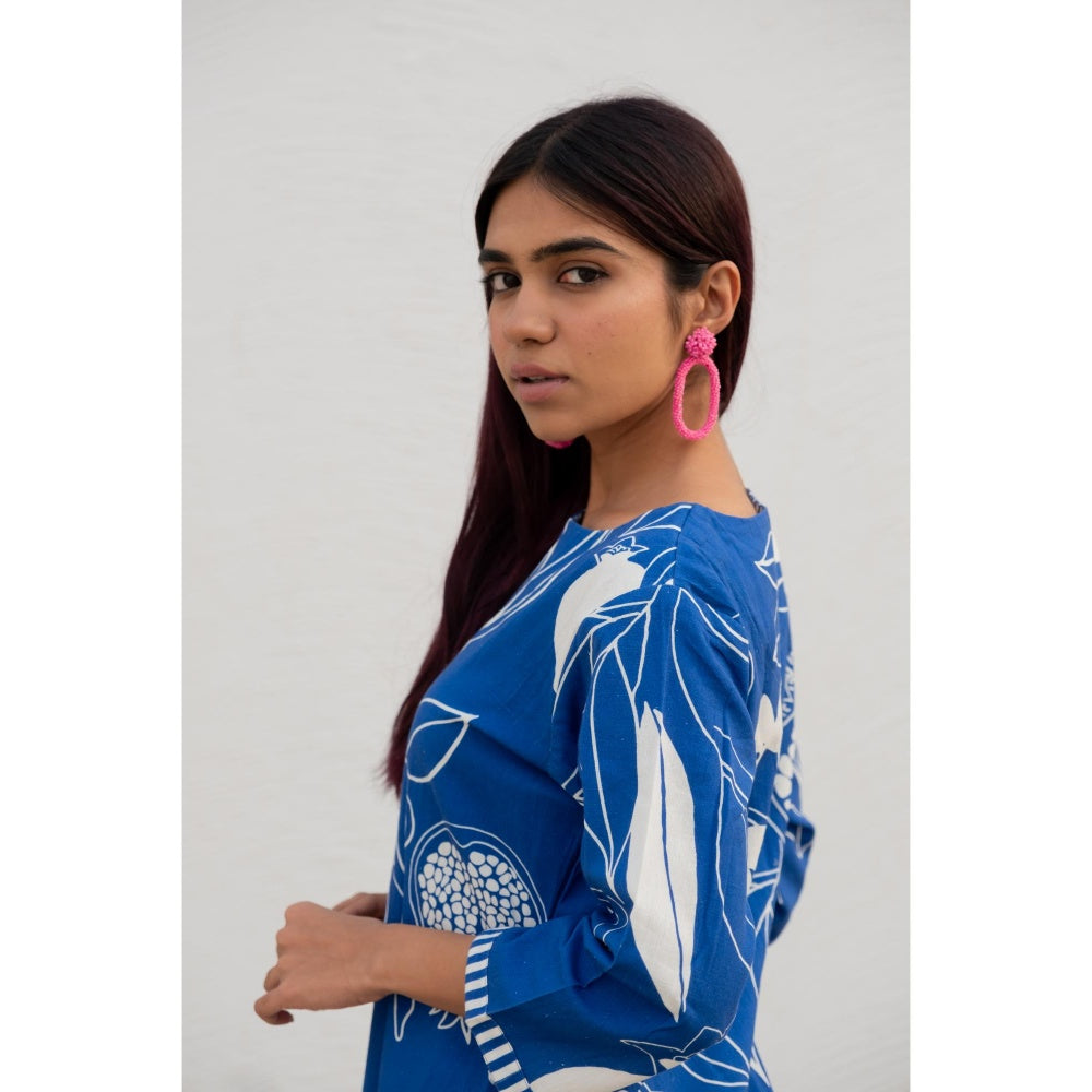 Silai Studio Blue Anaar Kurta with Pant (Set of 2)